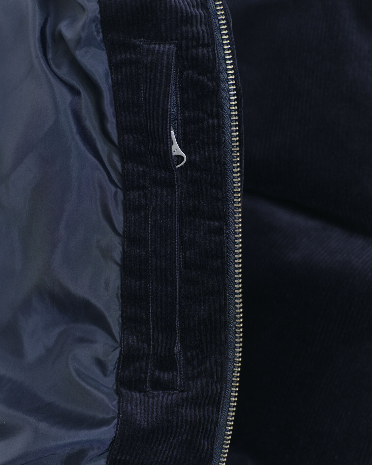 Puffer Jacke aus Cord