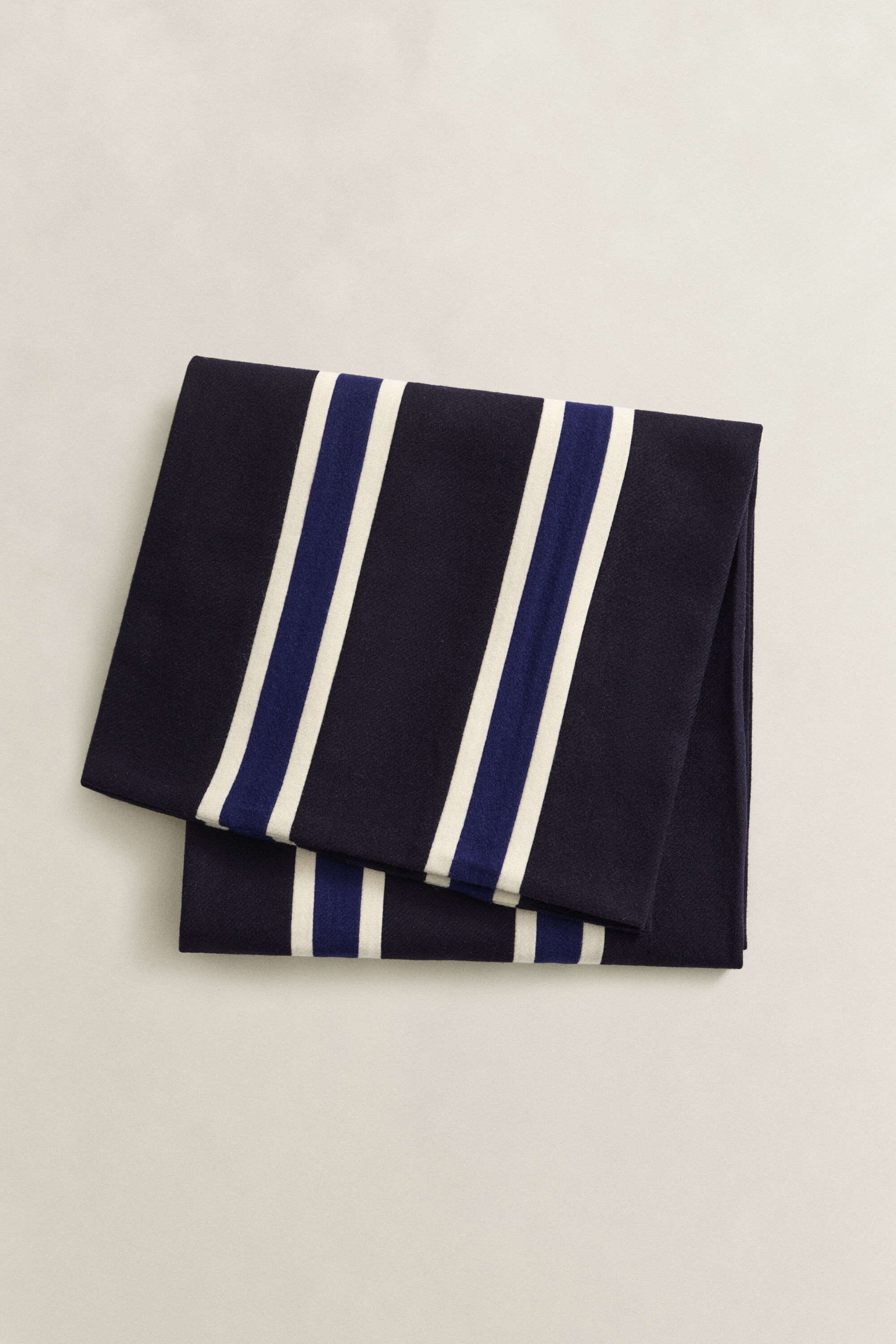 Gant x Yale Wollschal mit Streifen
