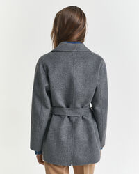 Handgen&auml;hte Jacke mit G&uuml;rtel