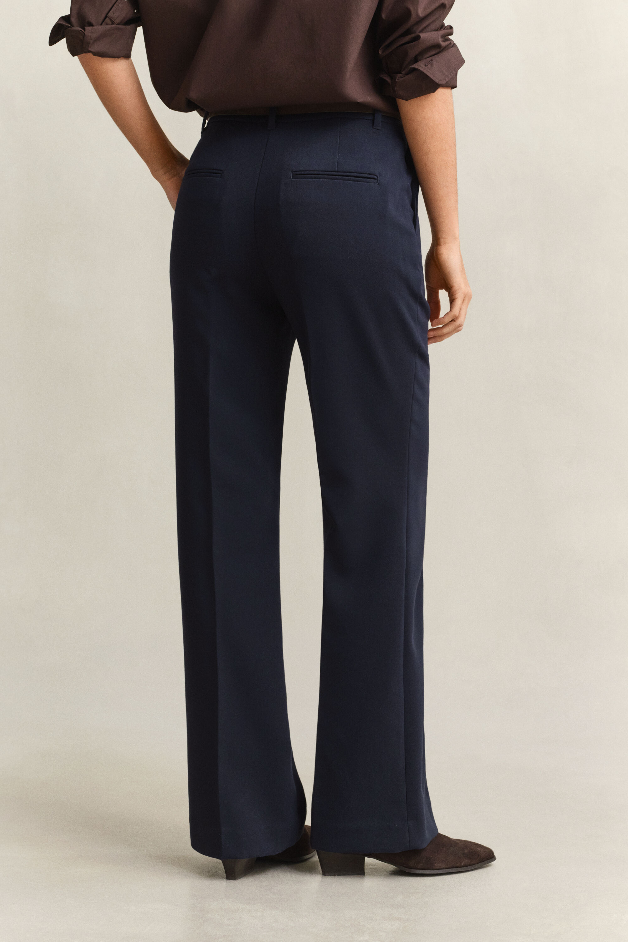 Ausgestelle Slim Fit Slacks