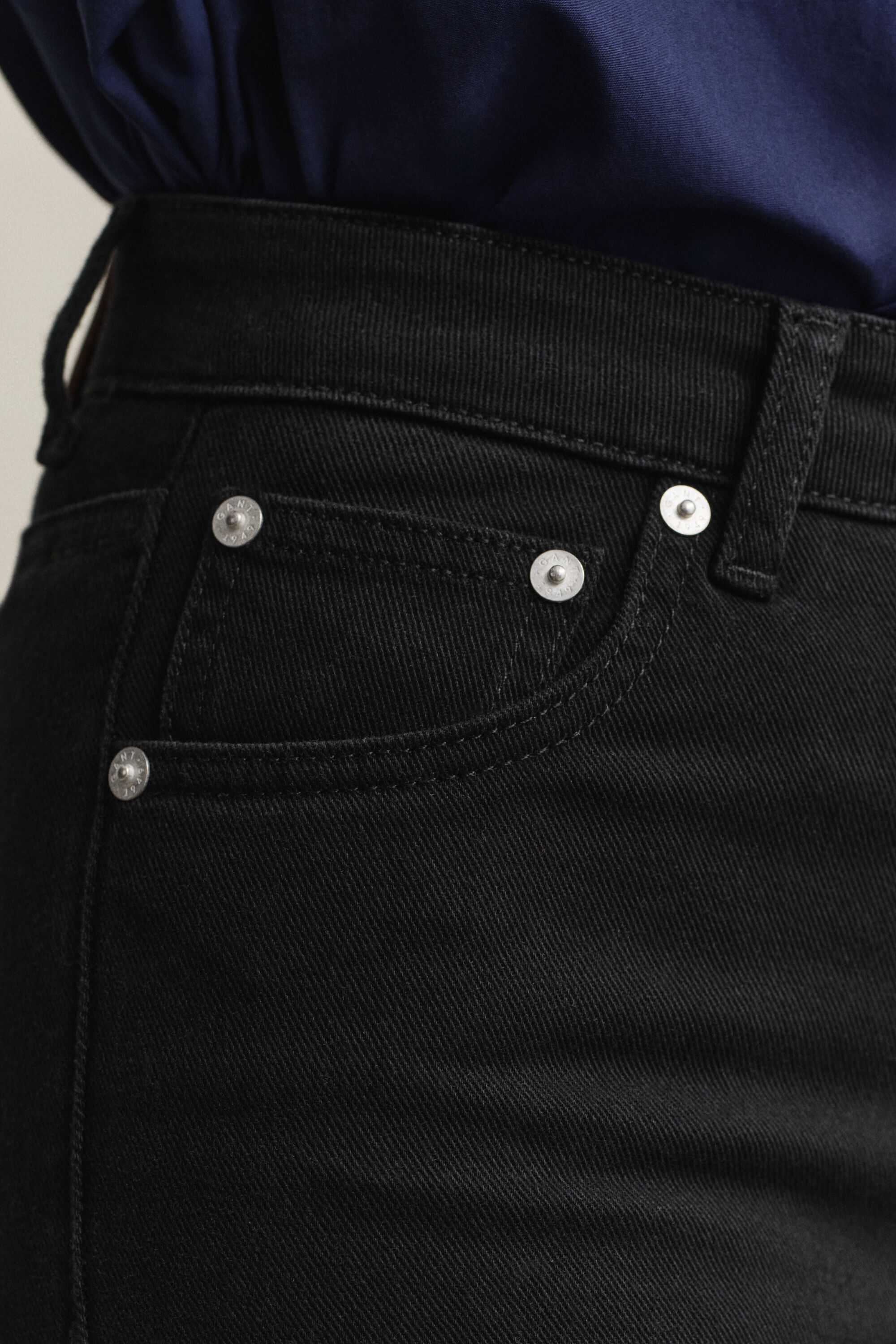 Ausgestellte Slim Fit Stretch-Jeans