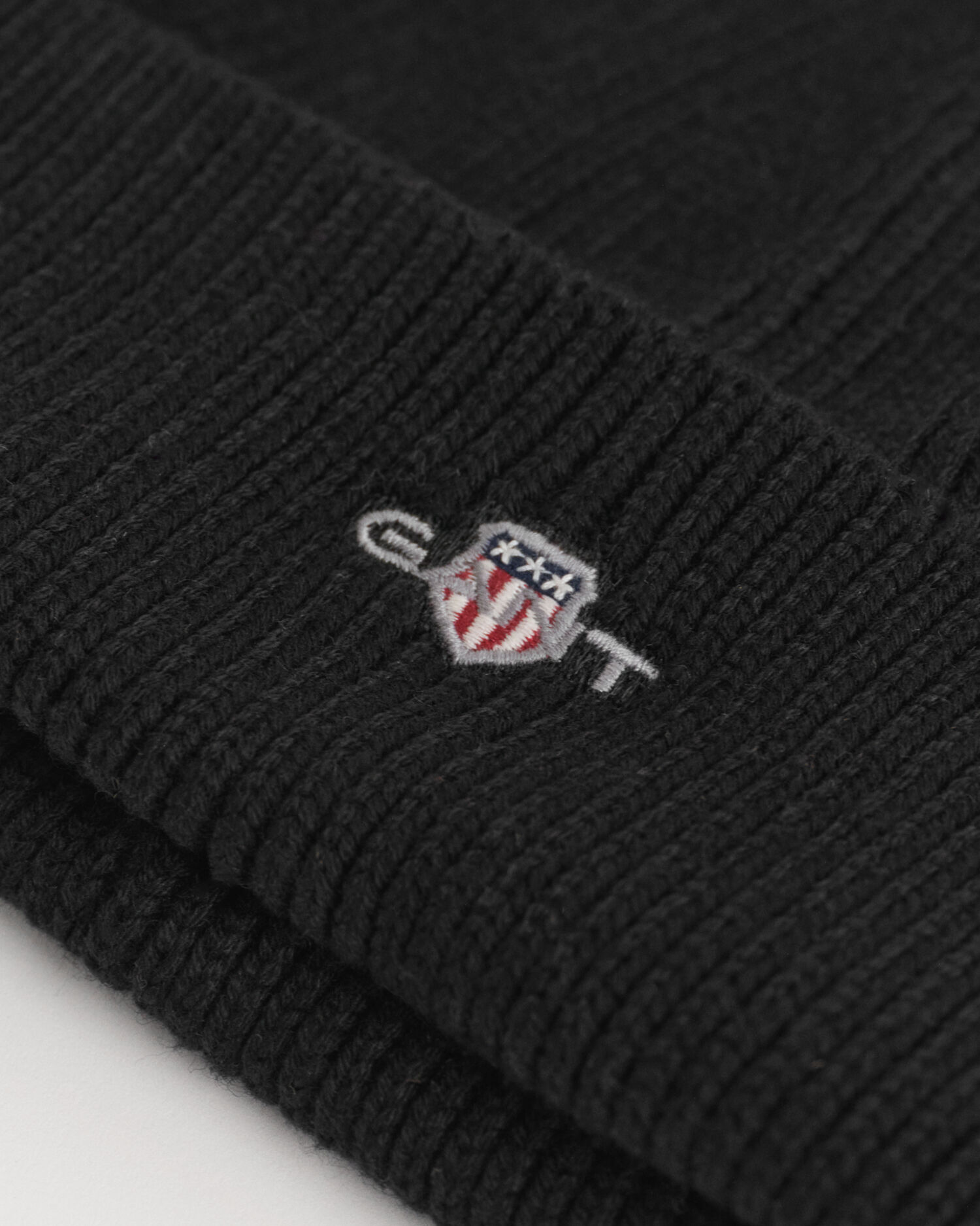 Kids Archive Shield Beanie