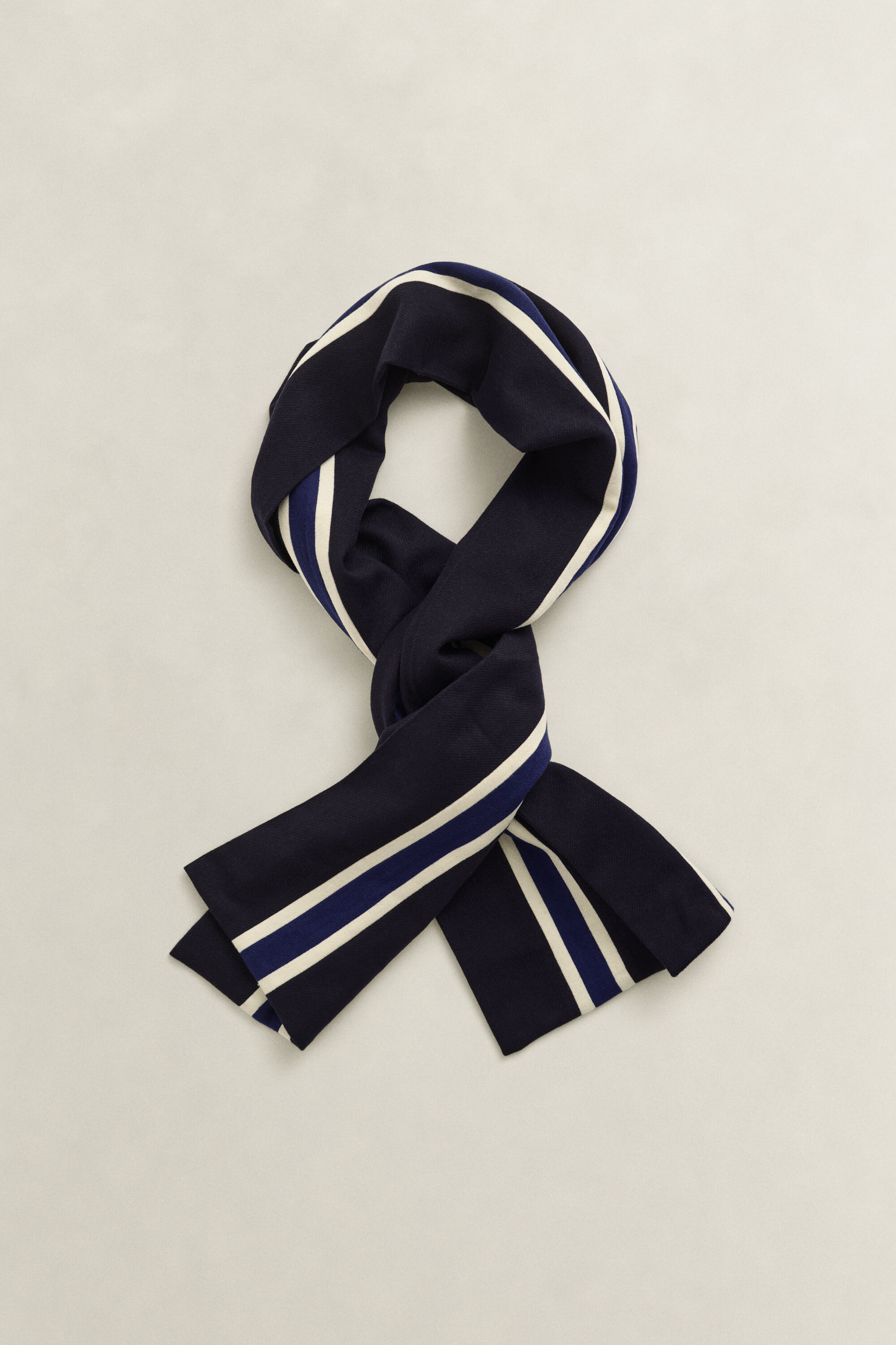 Gant x Yale Wollschal mit Streifen
