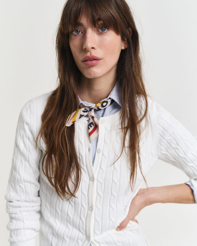 Strickjacke aus Stretch-Baumwolle mit Zopfmuster