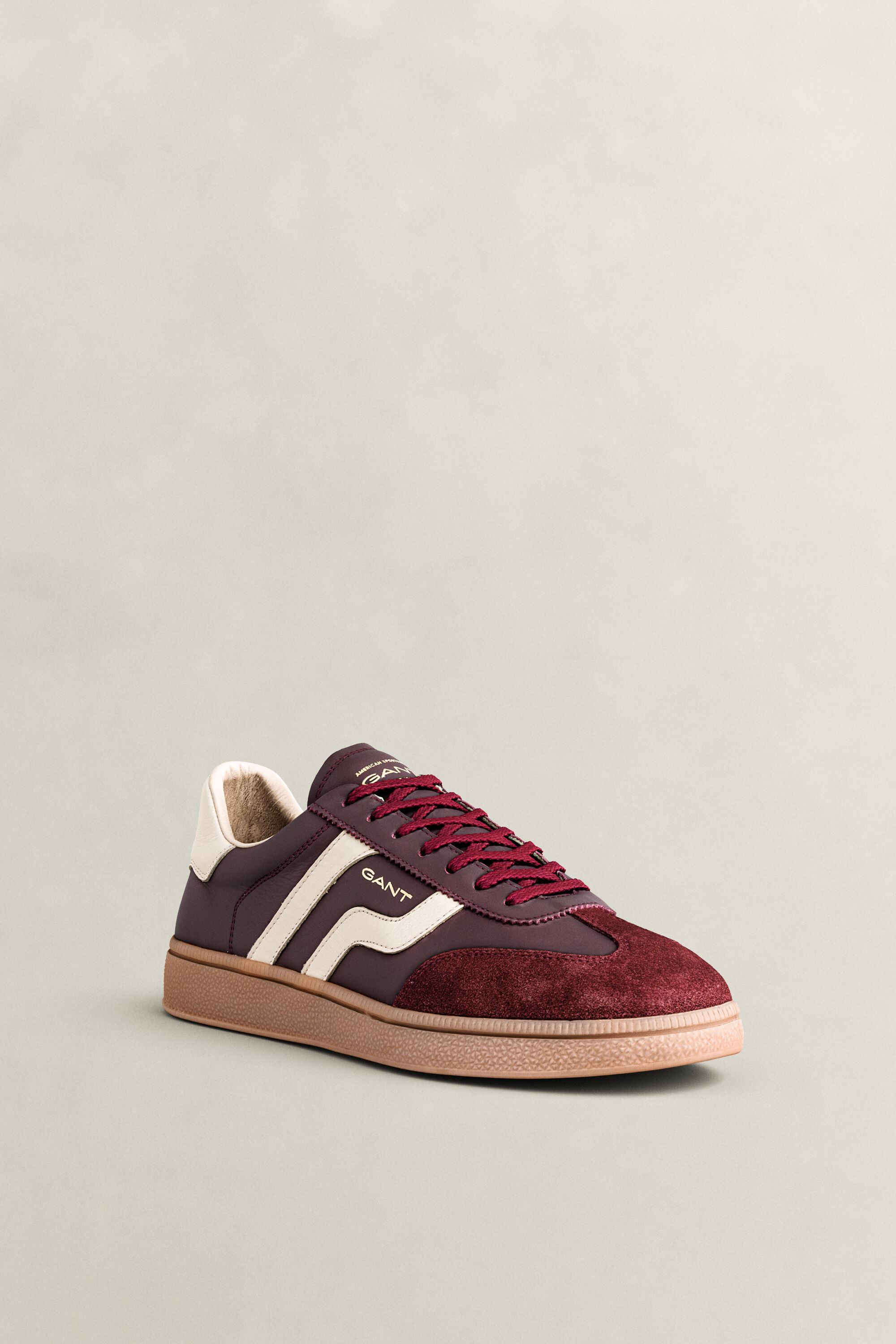 Cuzmo Sneaker aus Glatt- und Veloursleder