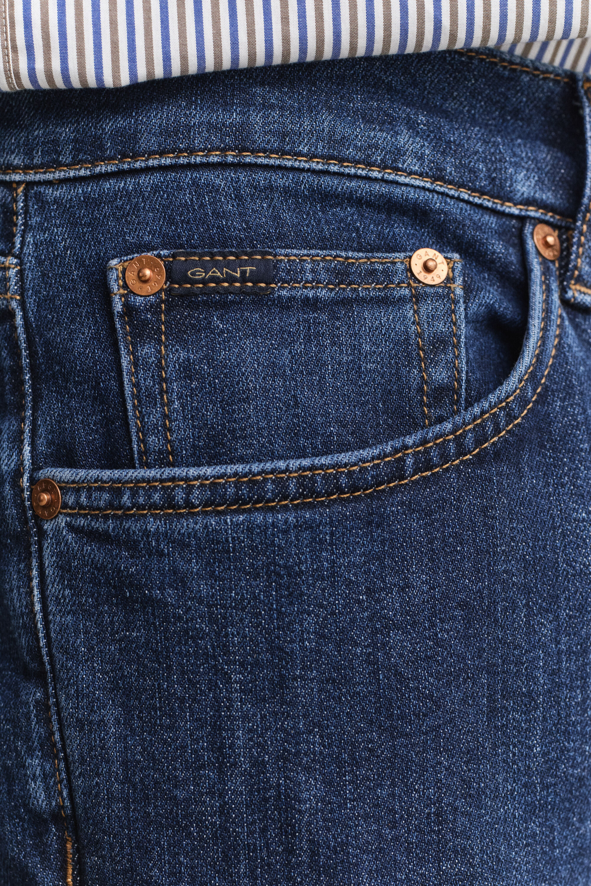 Slim Fit Clean Wash Jeans