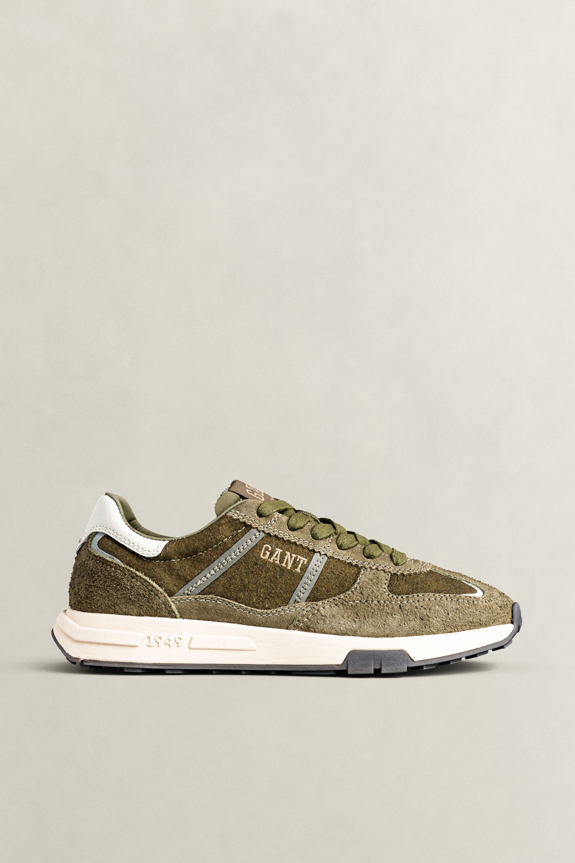Youtron Sneaker aus Veloursleder