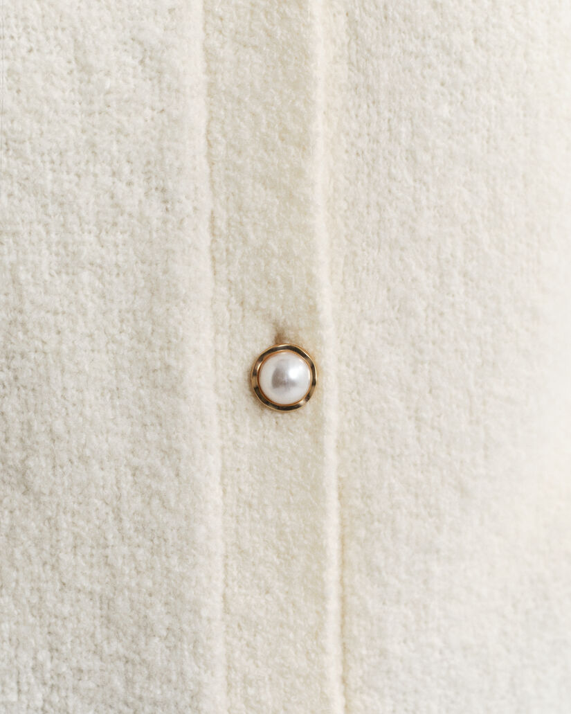 Boucl&eacute; Rundhalsstrickjacke