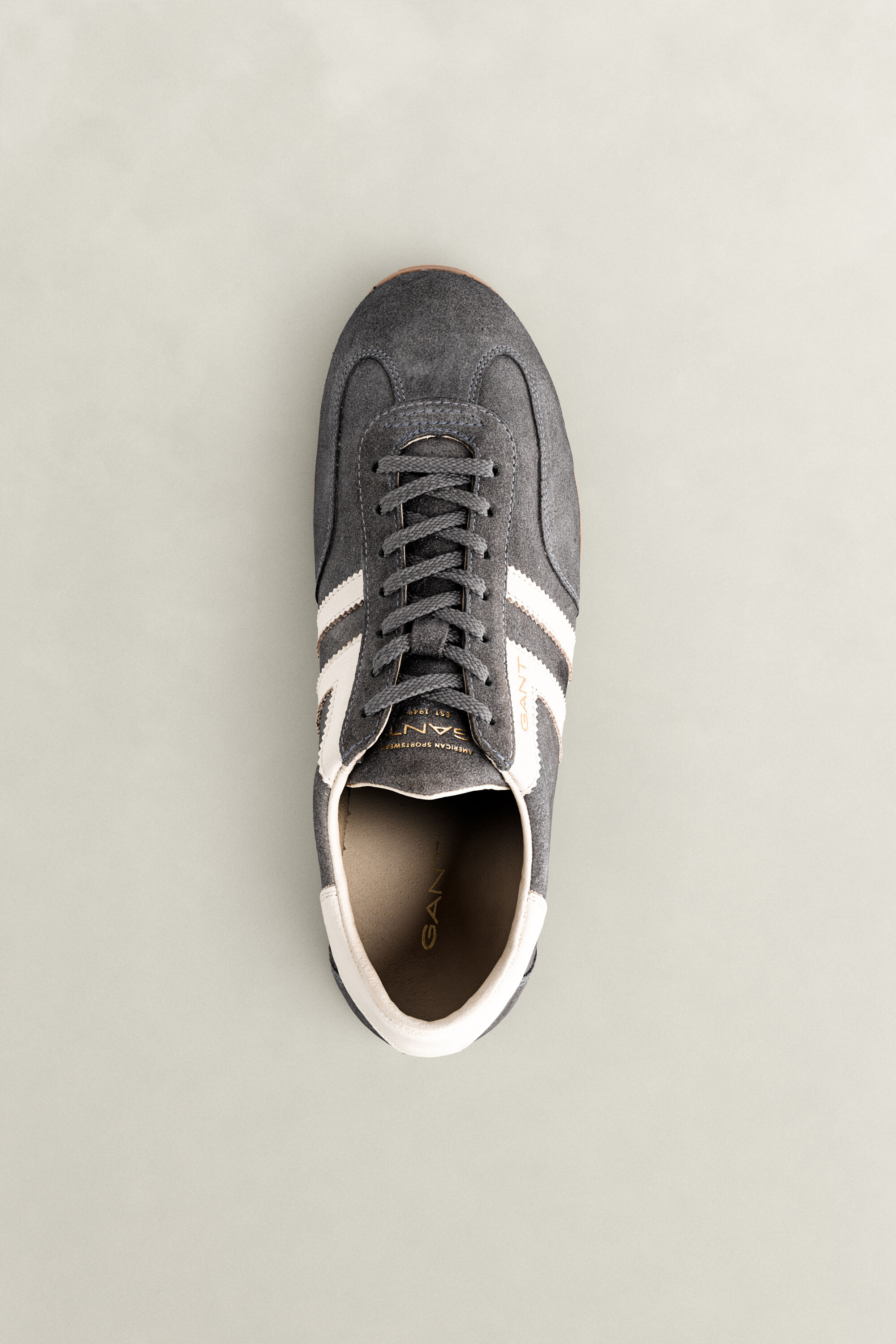 Spearclub Sneaker aus Veloursleder