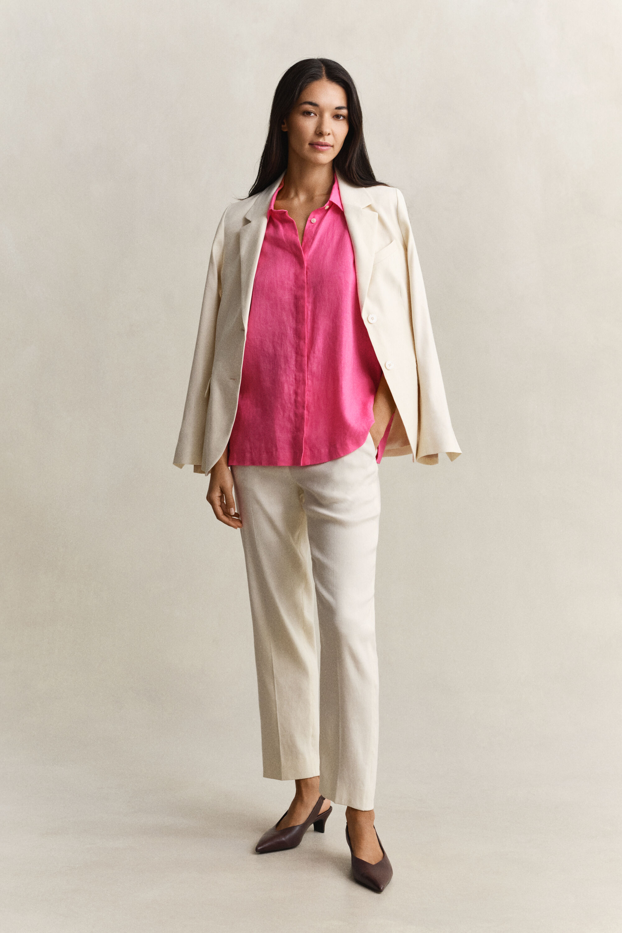 Leinenbluse mit Flügelärmeln