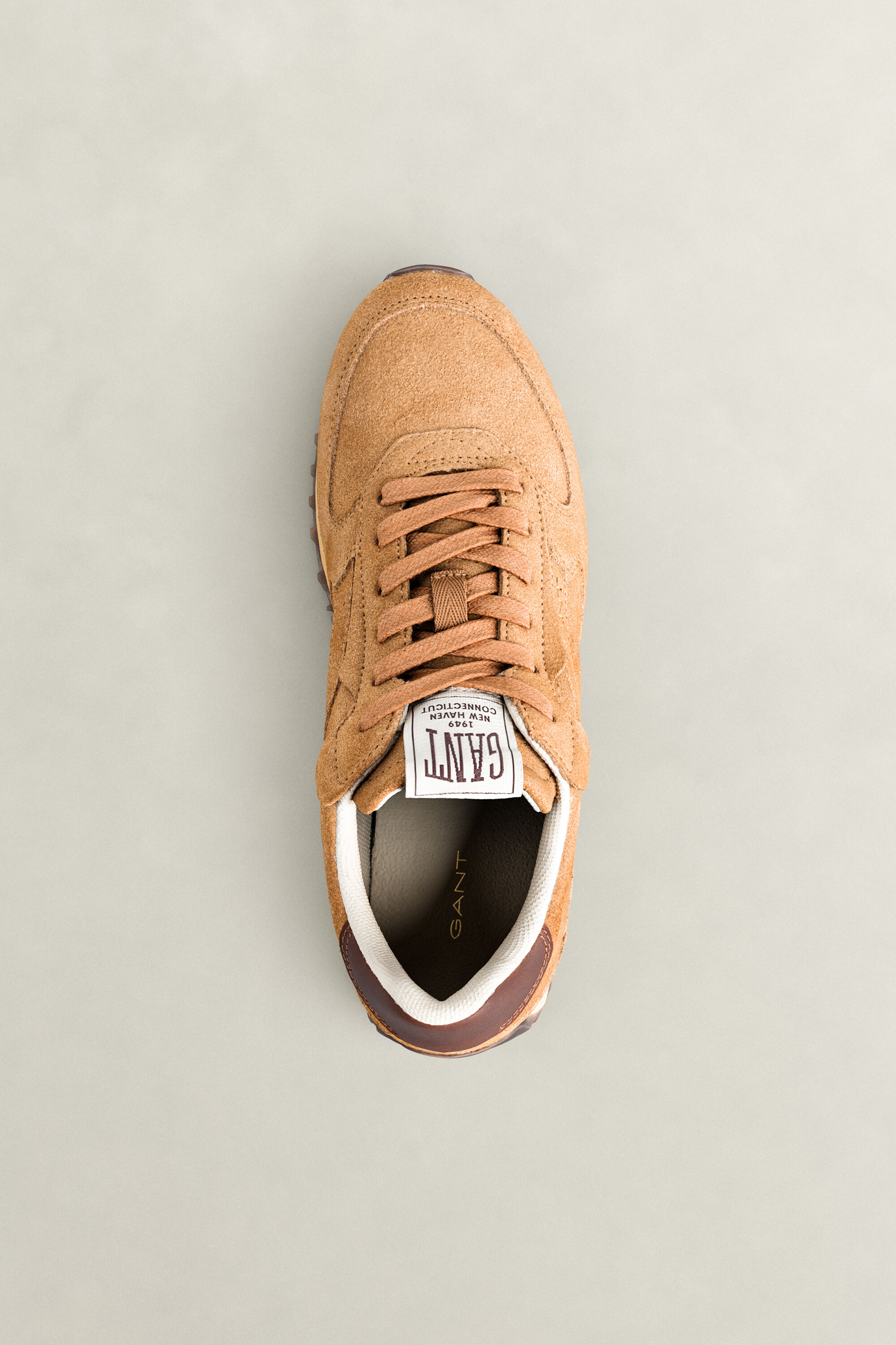 Beja Sneaker aus Veloursleder