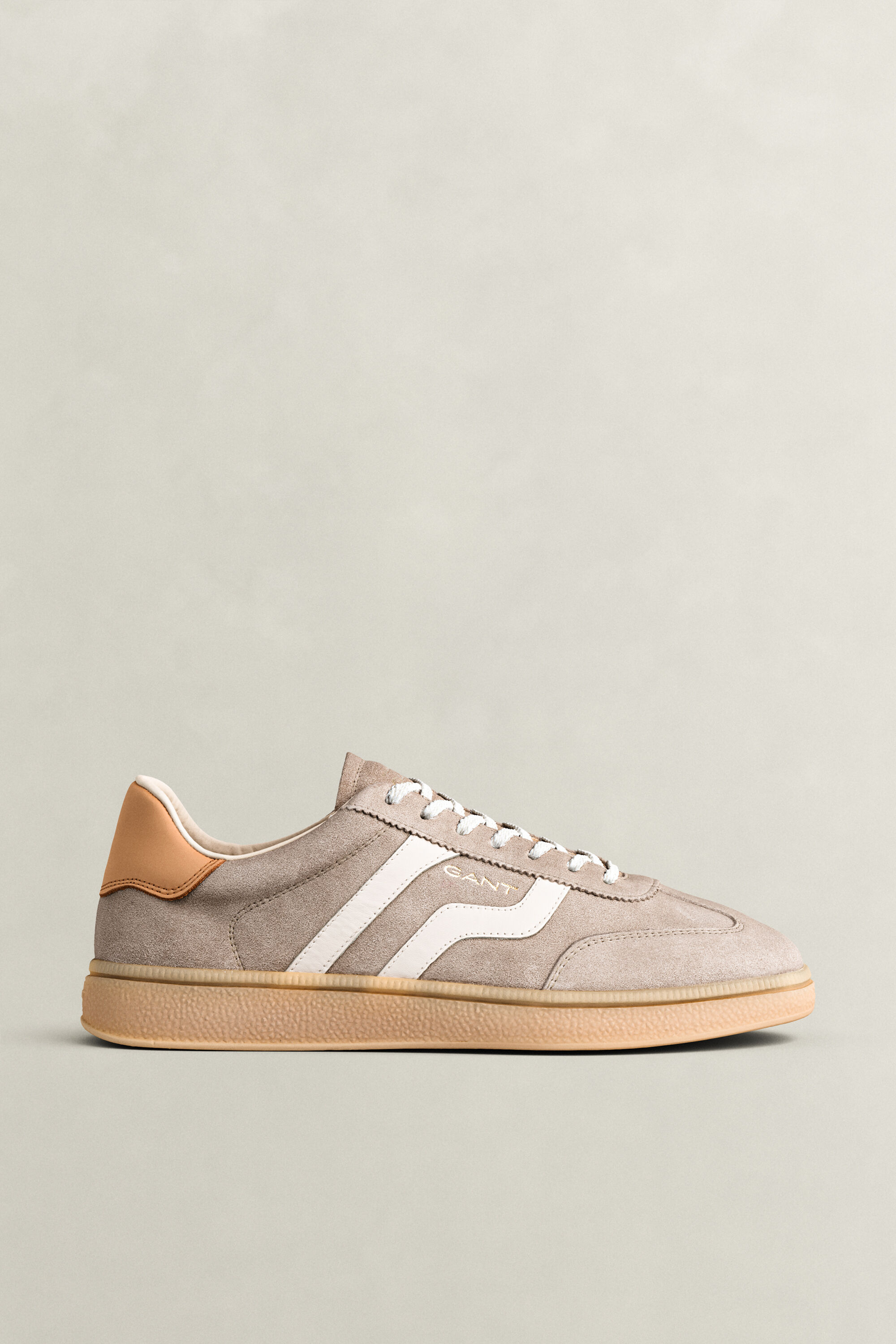 Cuzmo Sneaker aus Veloursleder
